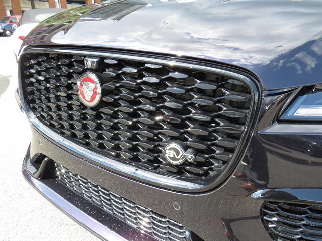 2023 Jaguar F-PACE SVR photo 25