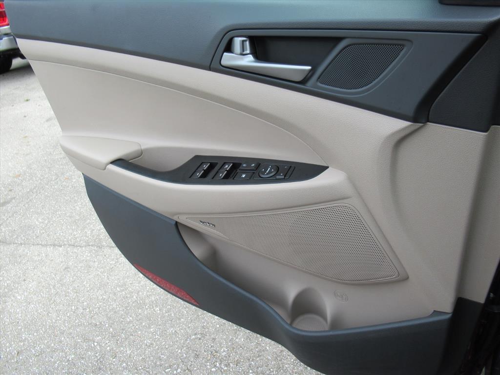 2018 Hyundai Tucson Limited photo 25