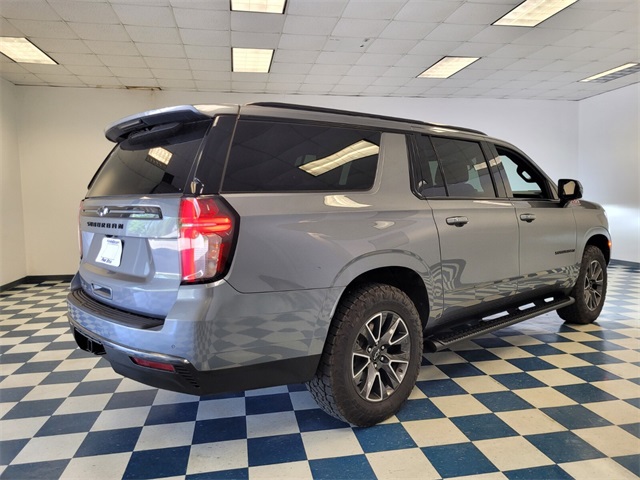 2022 Chevrolet Suburban Z71 photo 11