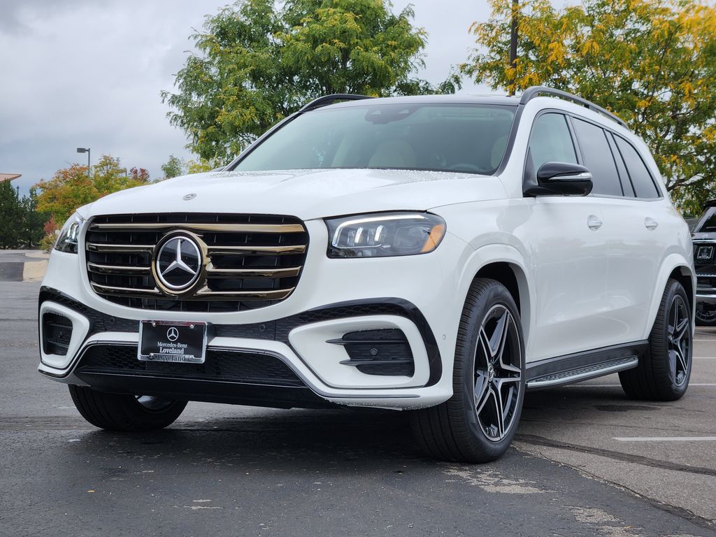 2026 Mercedes Benz GLS 450 4MATIC photo 3