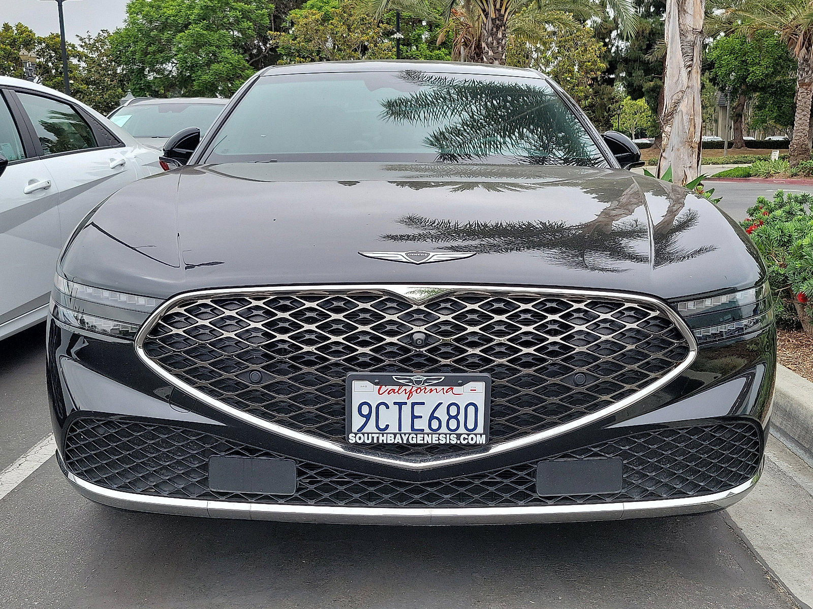 2023 Genesis G90 3.5T AWD photo 2