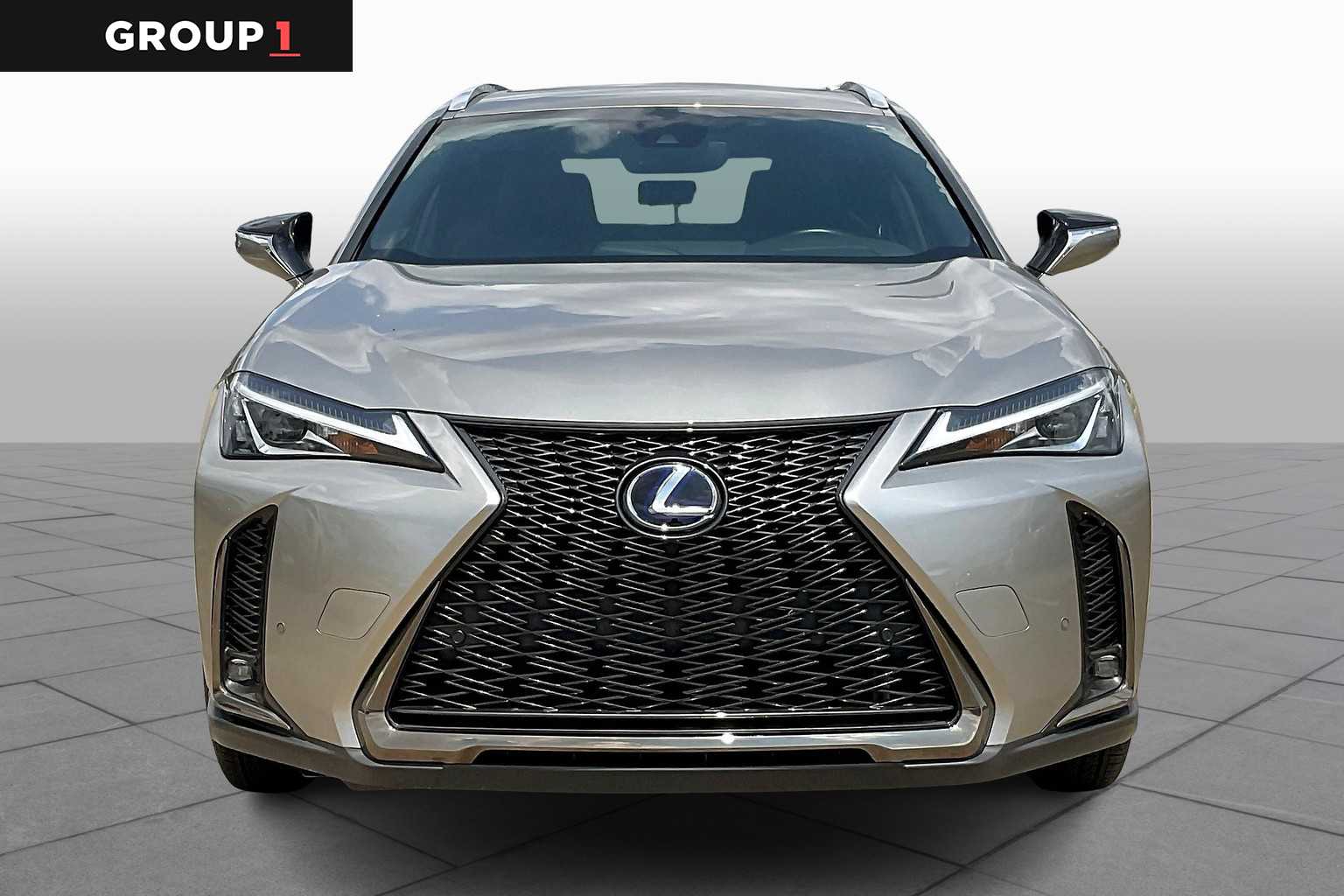 2022 Lexus UX 250h F SPORT photo 6