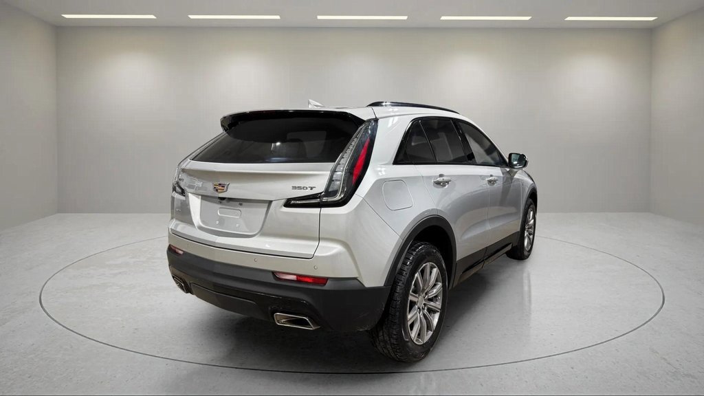 2021 Cadillac XT4 Sport photo 3