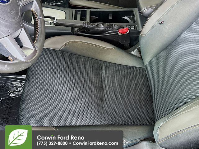 2017 Subaru Crosstrek 2.0i Premium photo 16