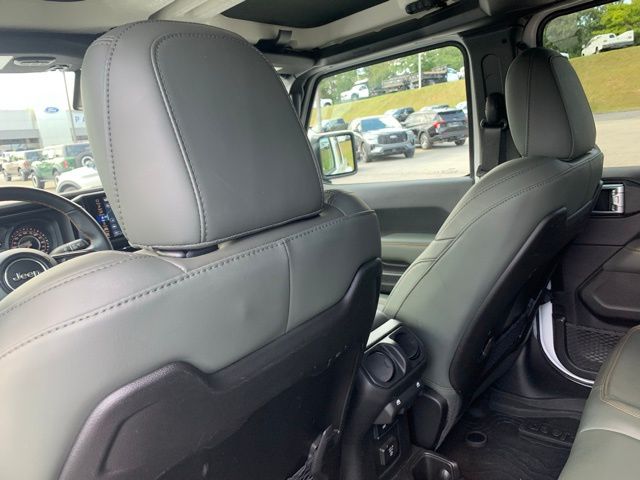 2024 Jeep Gladiator Mojave photo 18