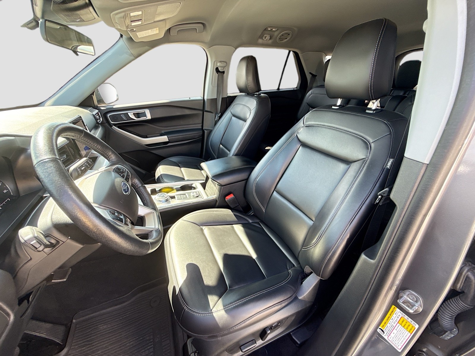 2022 Ford Explorer XLT photo 20