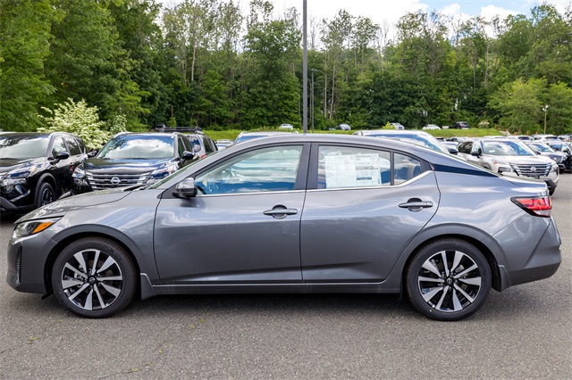 2025 Nissan Sentra SV photo 8