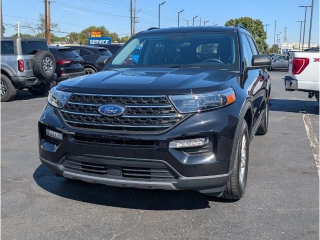 2023 Ford Explorer XLT photo 14