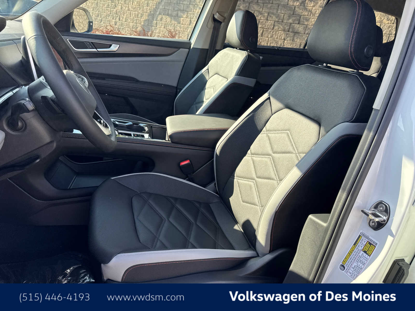 2026 Volkswagen Atlas Peak Edition SE photo 8