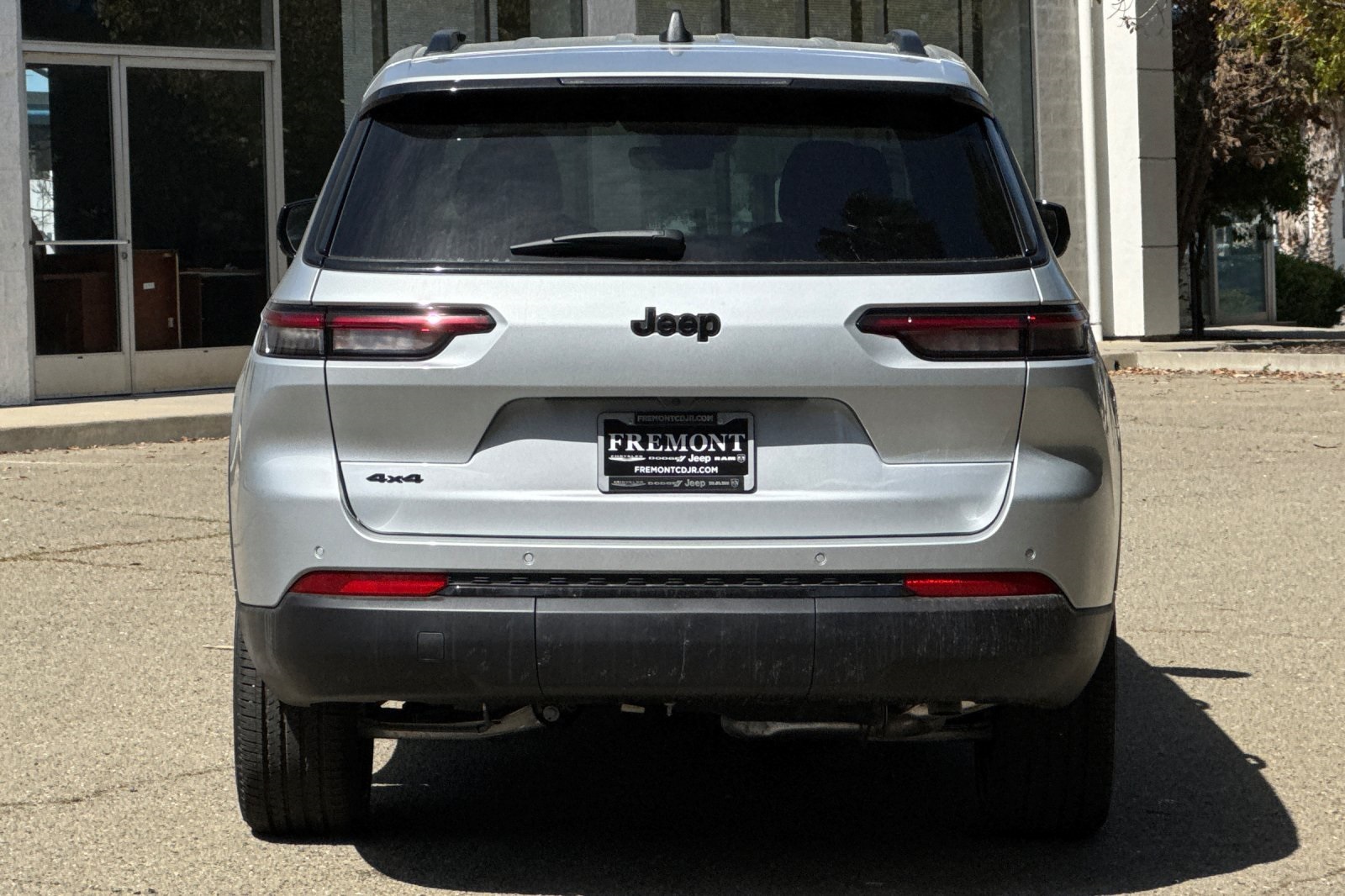 2025 Jeep Grand Cherokee Altitude X photo 4