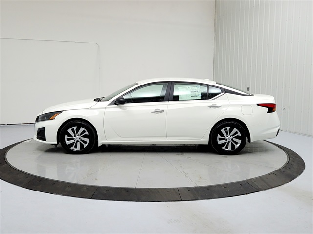 2025 Nissan Altima 2.5 S photo 4