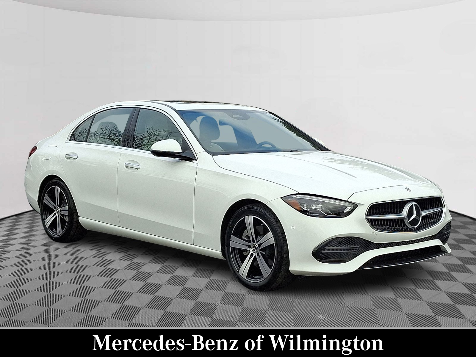 2025 Mercedes-Benz C-Class Sedan C 300's photo