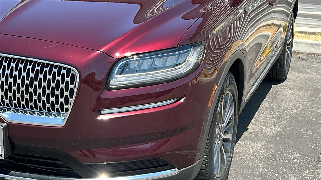 2022 Lincoln Nautilus Reserve photo 4