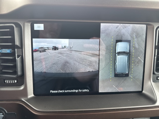 2022 Ford Bronco Outer Banks photo 12