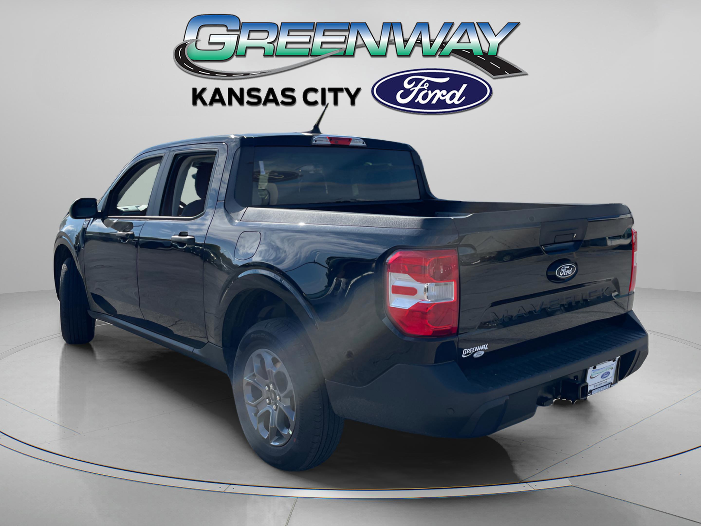 2025 Ford Maverick XLT photo 3