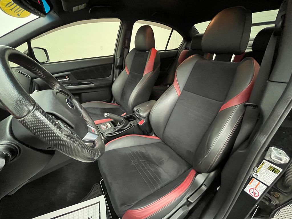 2016 Subaru WRX STI photo 10