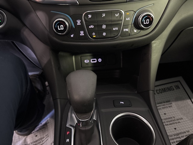 2024 Chevrolet Equinox LT photo 13