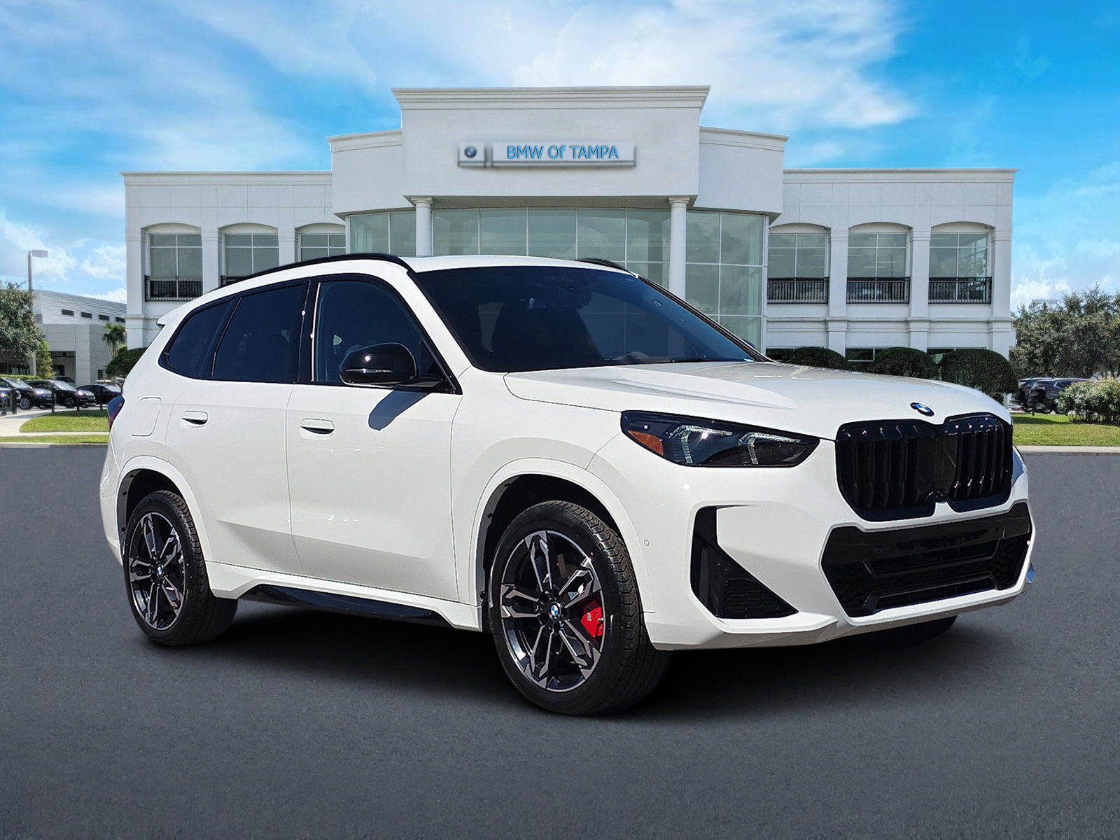 2026 BMW X1 28i's photo