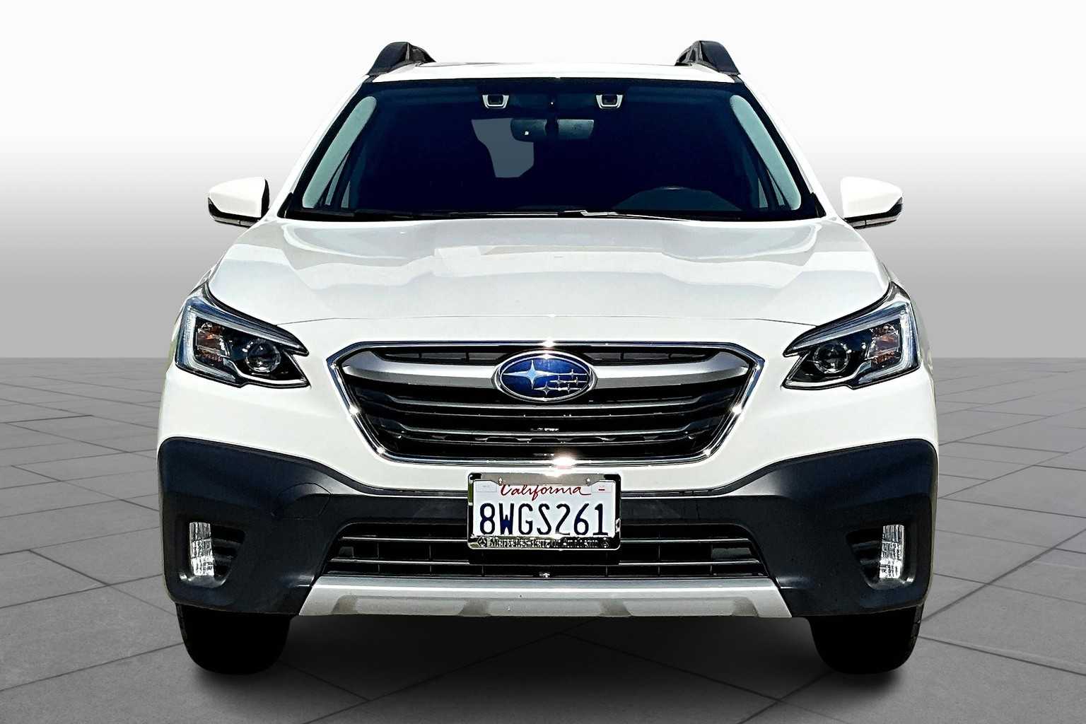 2021 Subaru Outback Limited photo 3