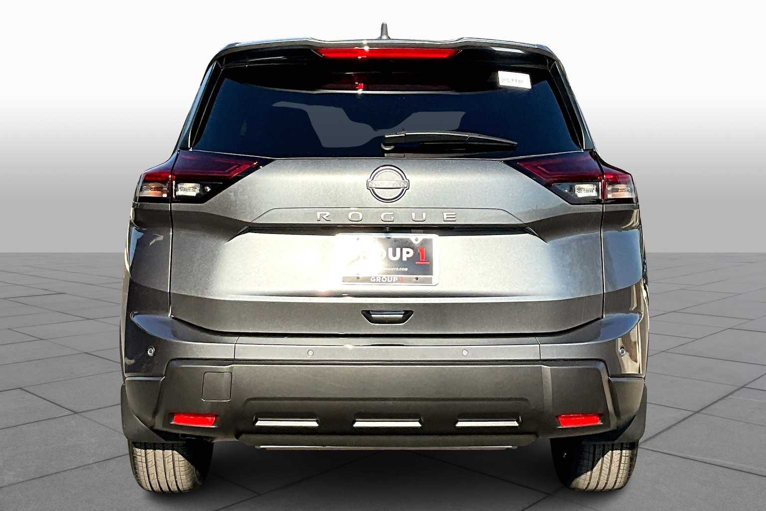 2026 Nissan Rogue S photo 4