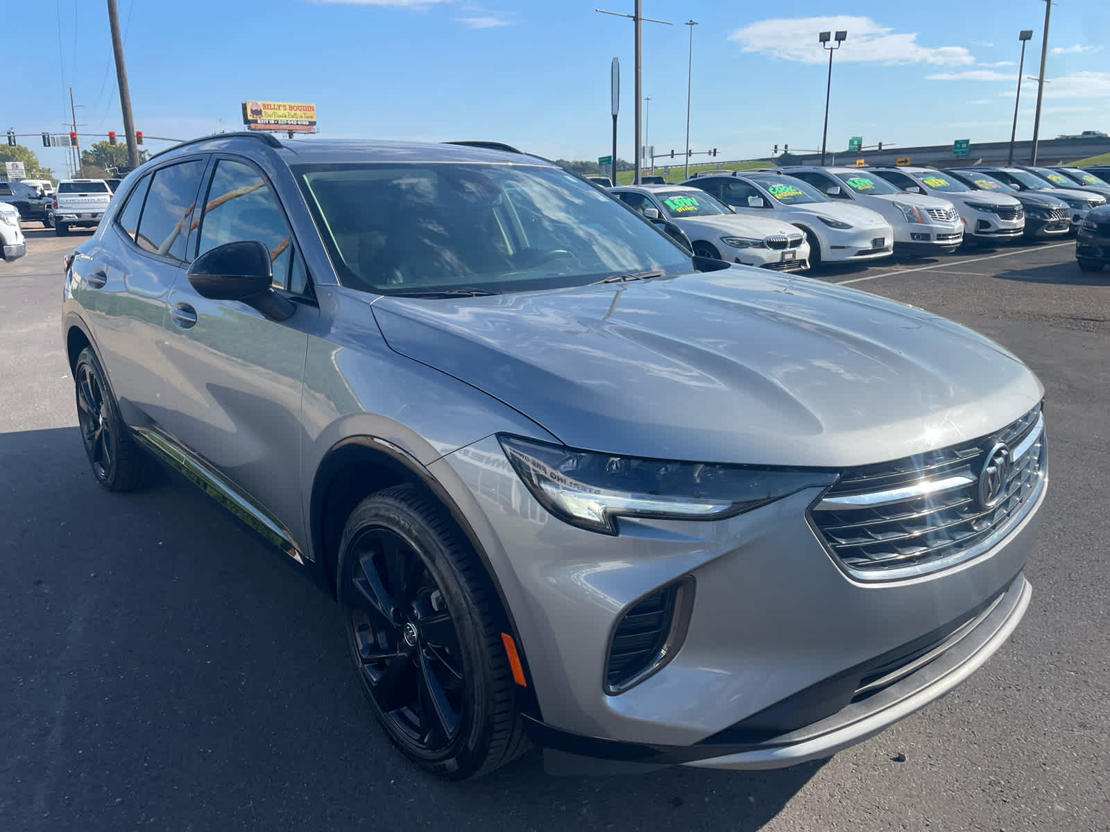 2023 Buick Envision Essence's photo