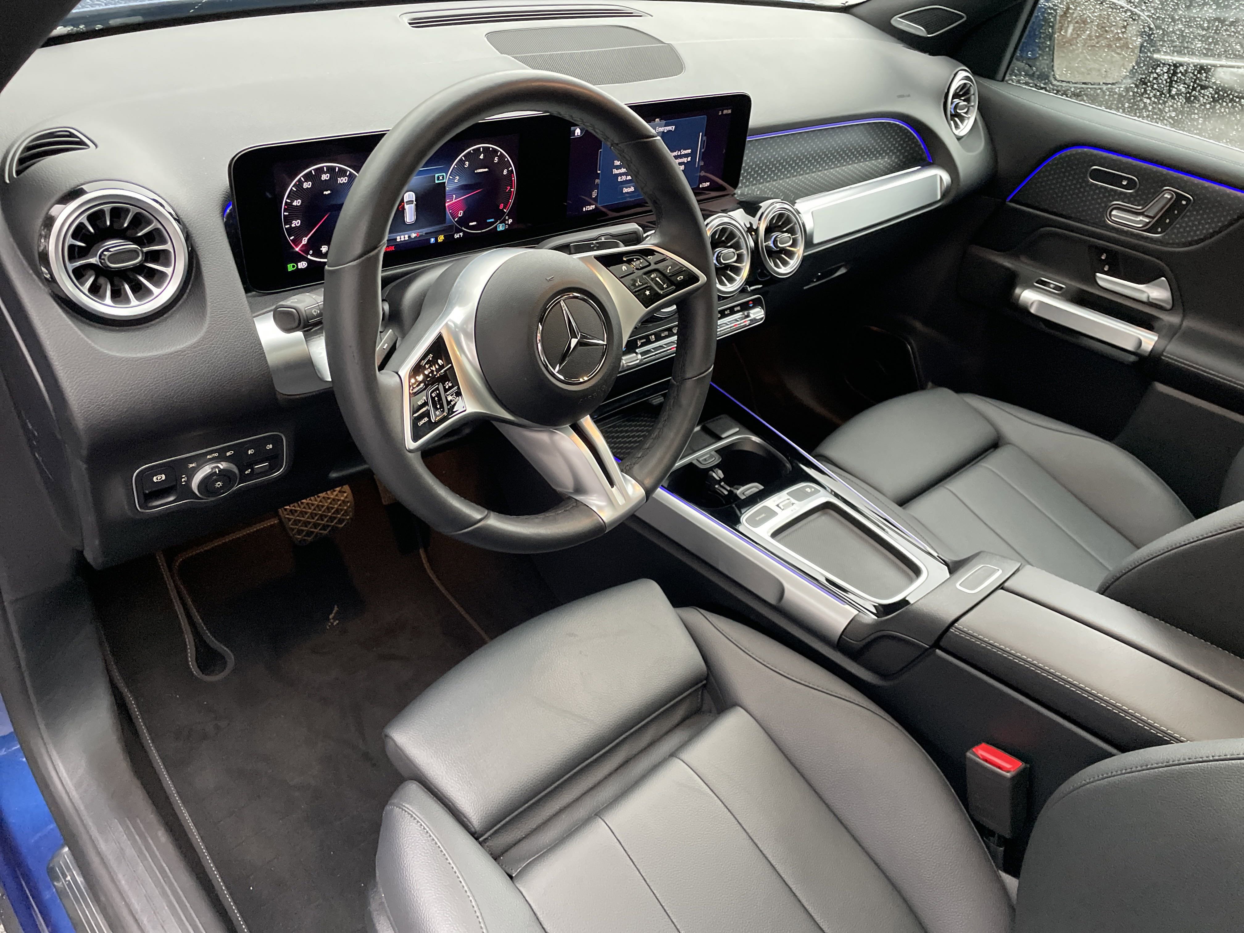 2024 Mercedes Benz GLB 250 4MATIC photo 6