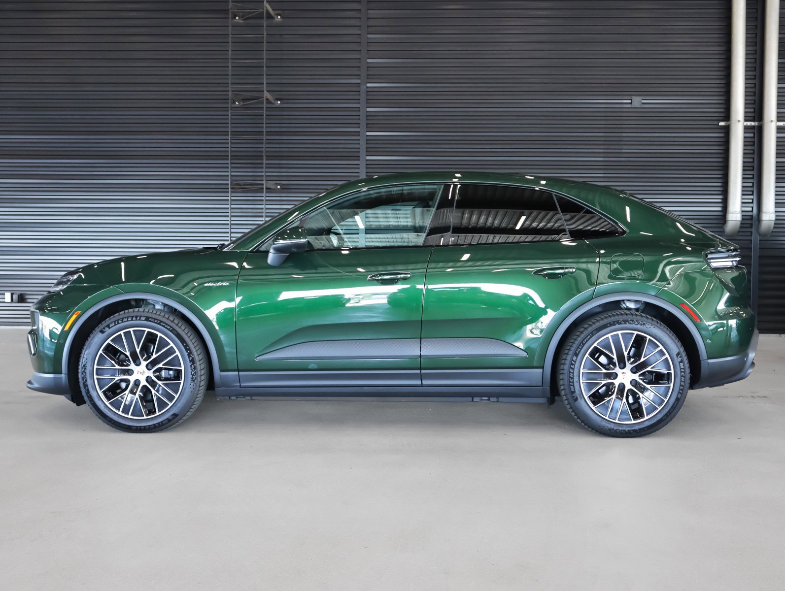 Certified 2025 Porsche Macan Base with VIN WP1AA2XA9SL001236 for sale in Ontario, CA