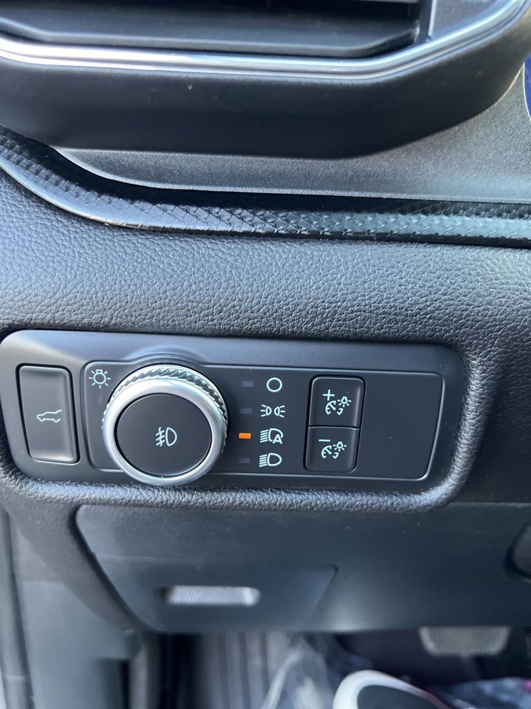 2022 Ford Explorer ST photo 17