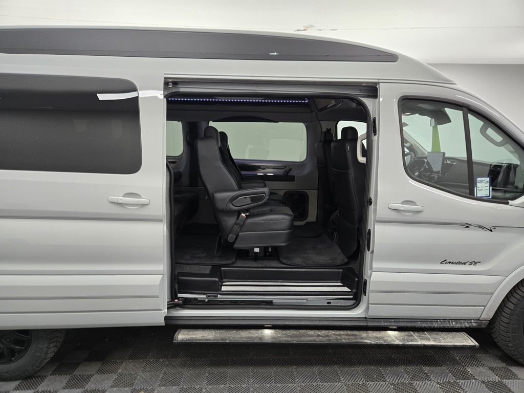 2024 Ford Transit Van photo 24
