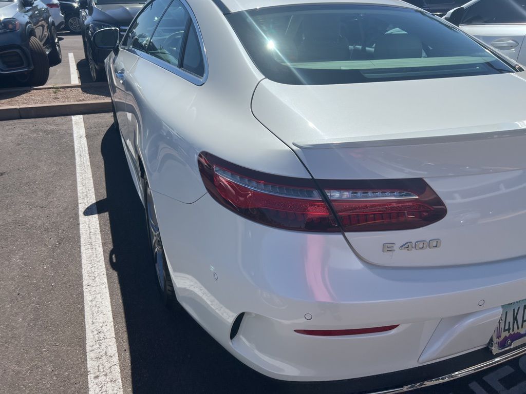 2018 Mercedes Benz E 400 photo 2