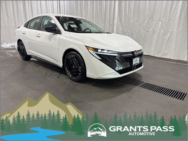 2026 Nissan Sentra SR's photo