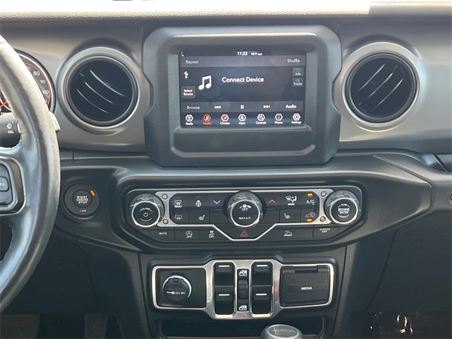 2022 Jeep Gladiator Willys photo 13