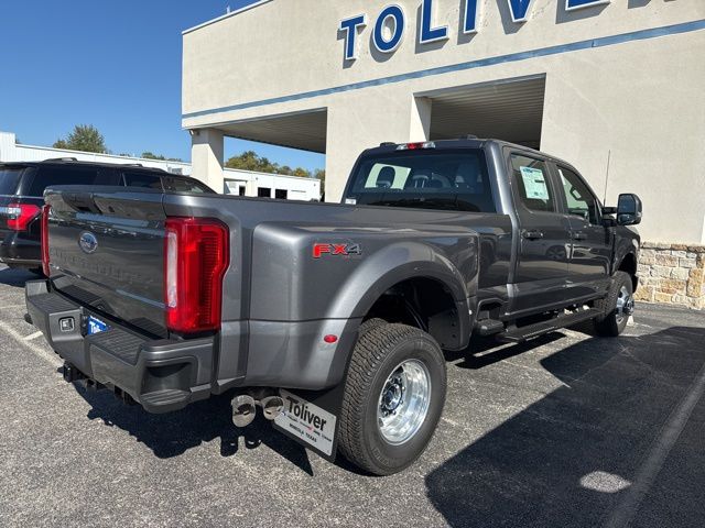 2026 Ford F-350 XL photo 2