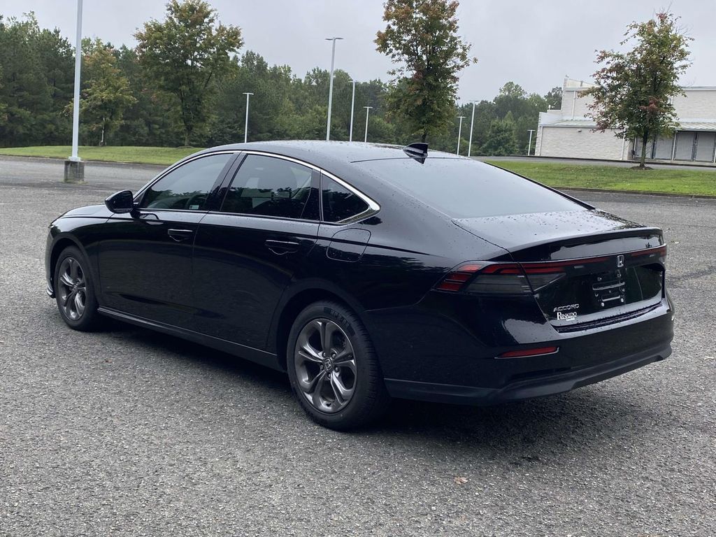 2023 Honda Accord EX photo 4