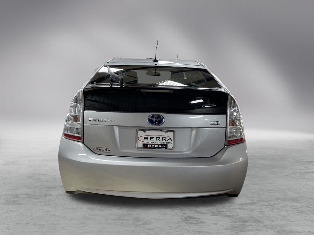 2010 Toyota Prius Four photo 4