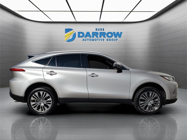2022 Toyota Venza XLE photo 6