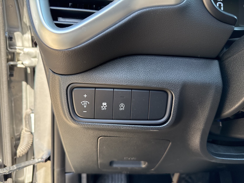 2024 Kia Soul LX photo 29