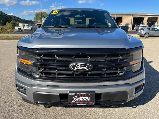 2025 Ford F-150 XLT photo 2