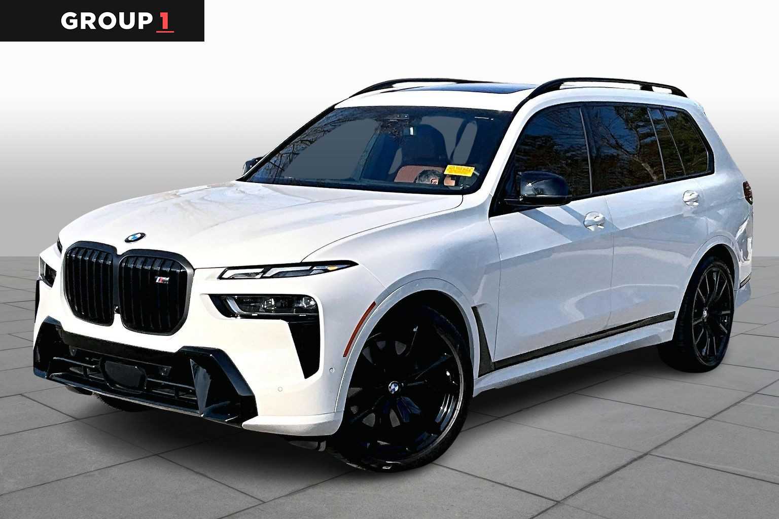2025 BMW X7 M60i's photo