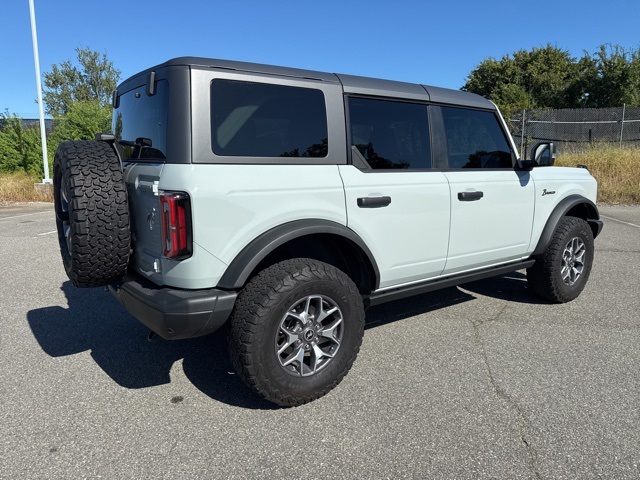 2023 Ford Bronco Badlands photo 3