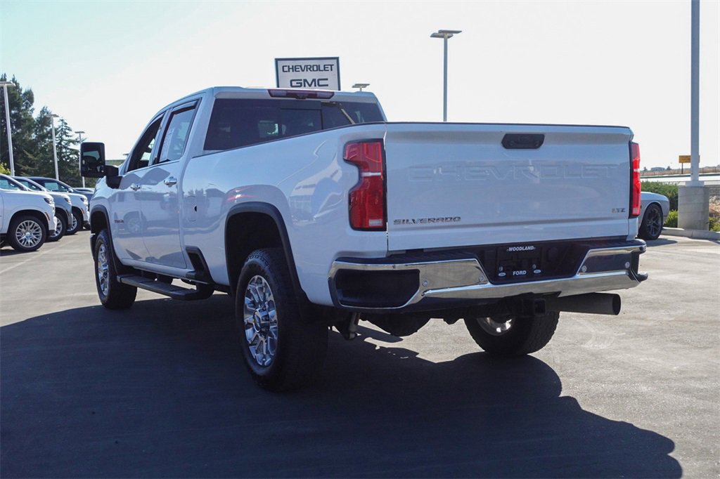 2024 Chevrolet Silverado 3500HD LTZ photo 11