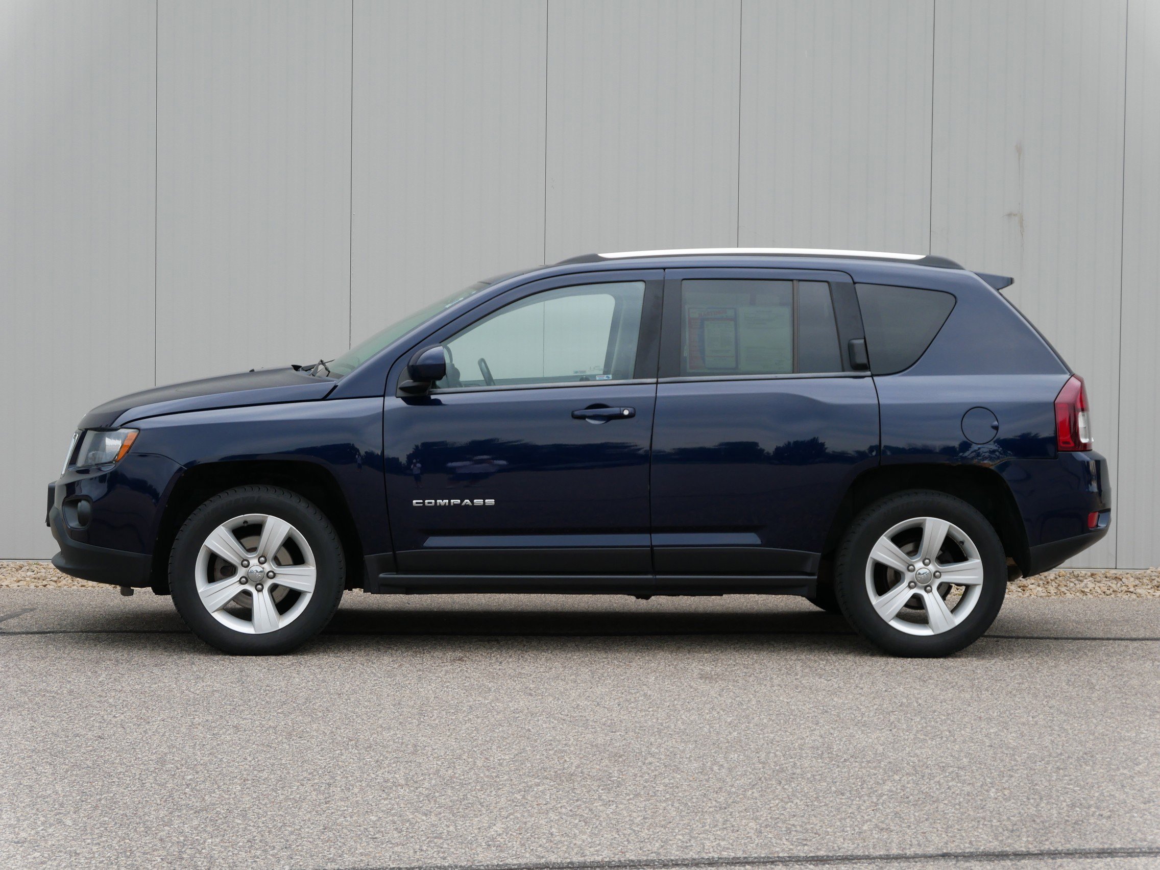 Used 2014 Jeep Compass Latitude with VIN 1C4NJDEB8ED513193 for sale in Hastings, Minnesota