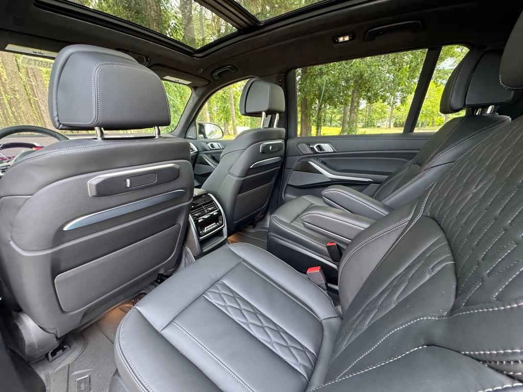 2026 Bmw X7 M60i photo 15