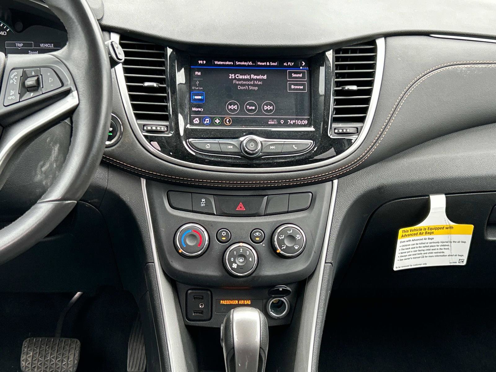 2022 Chevrolet Trax LT photo 15