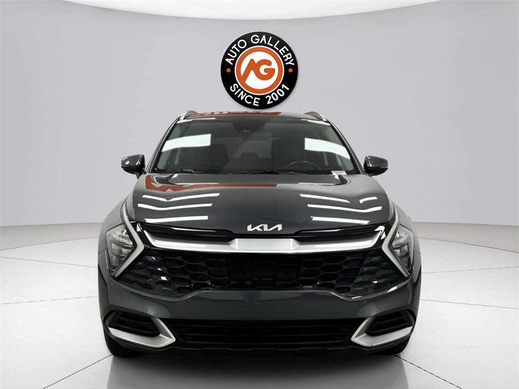 2023 Kia Sportage EX photo 2