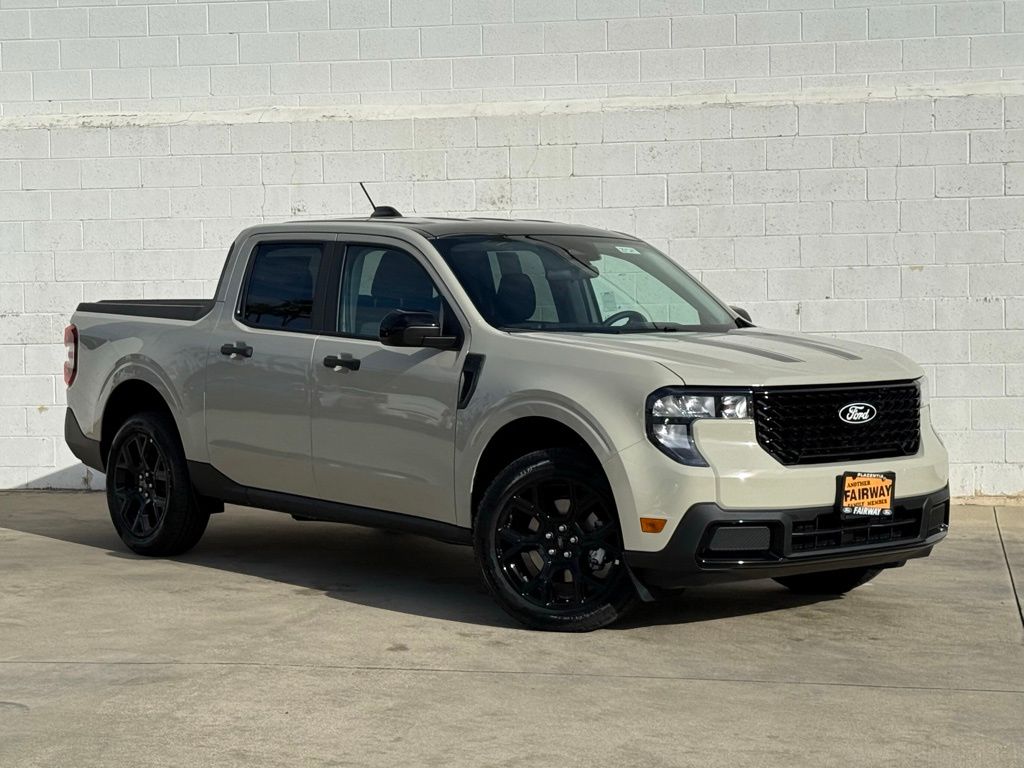 2025 Ford Maverick XLT's photo
