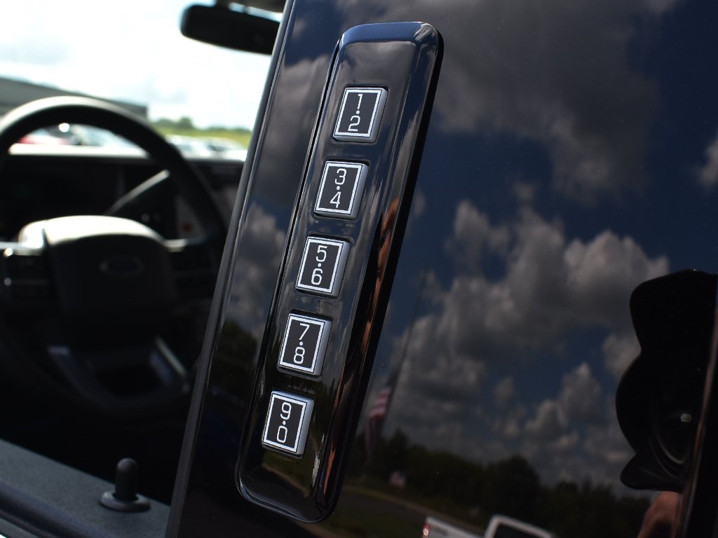 2026 Ford F-250 Lariat photo 15