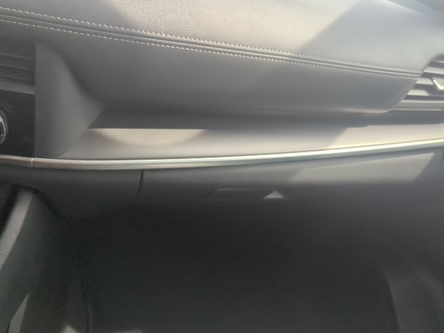 2024 Nissan Rogue SV photo 15