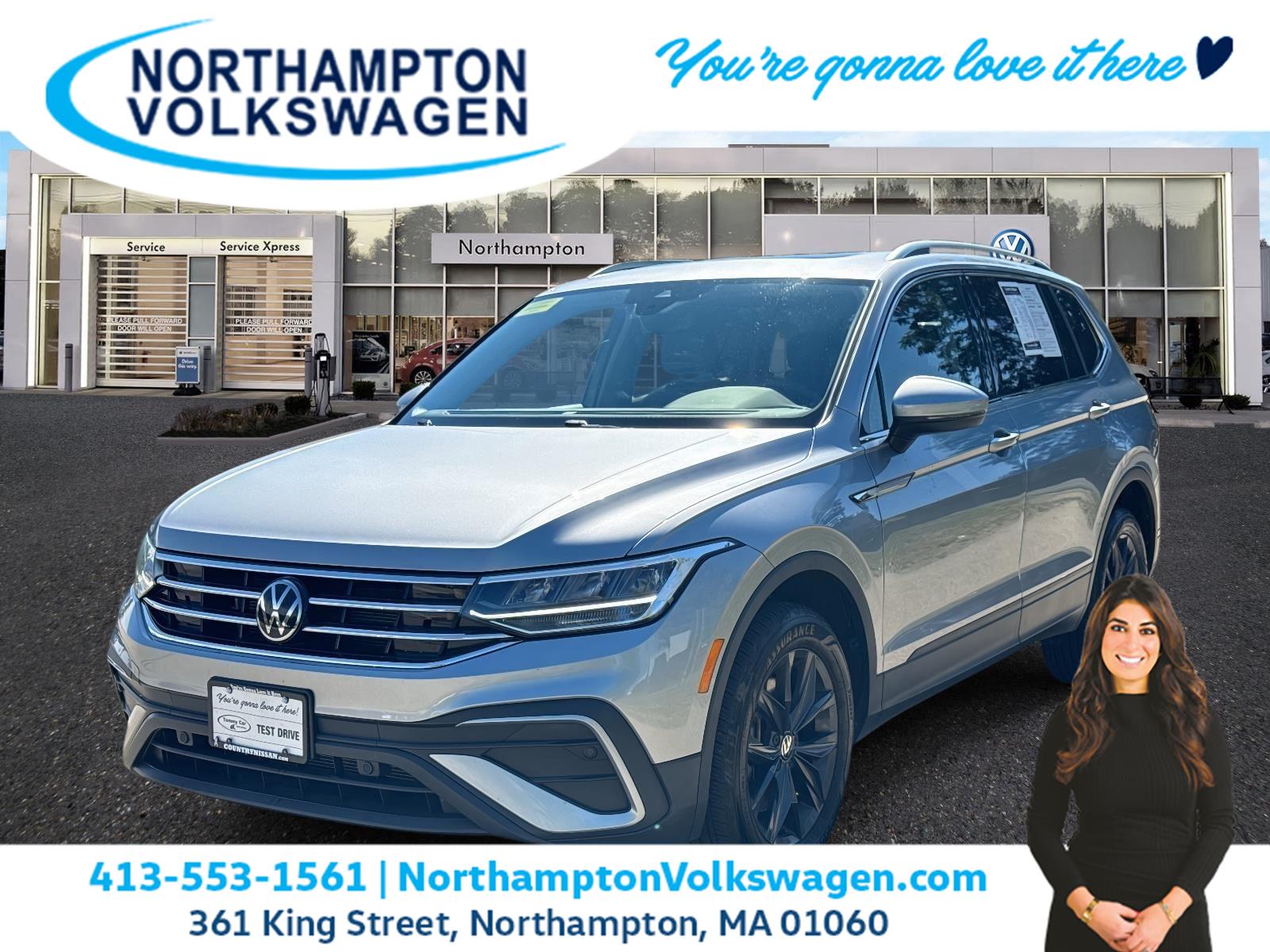 2024 Volkswagen Tiguan SE's photo