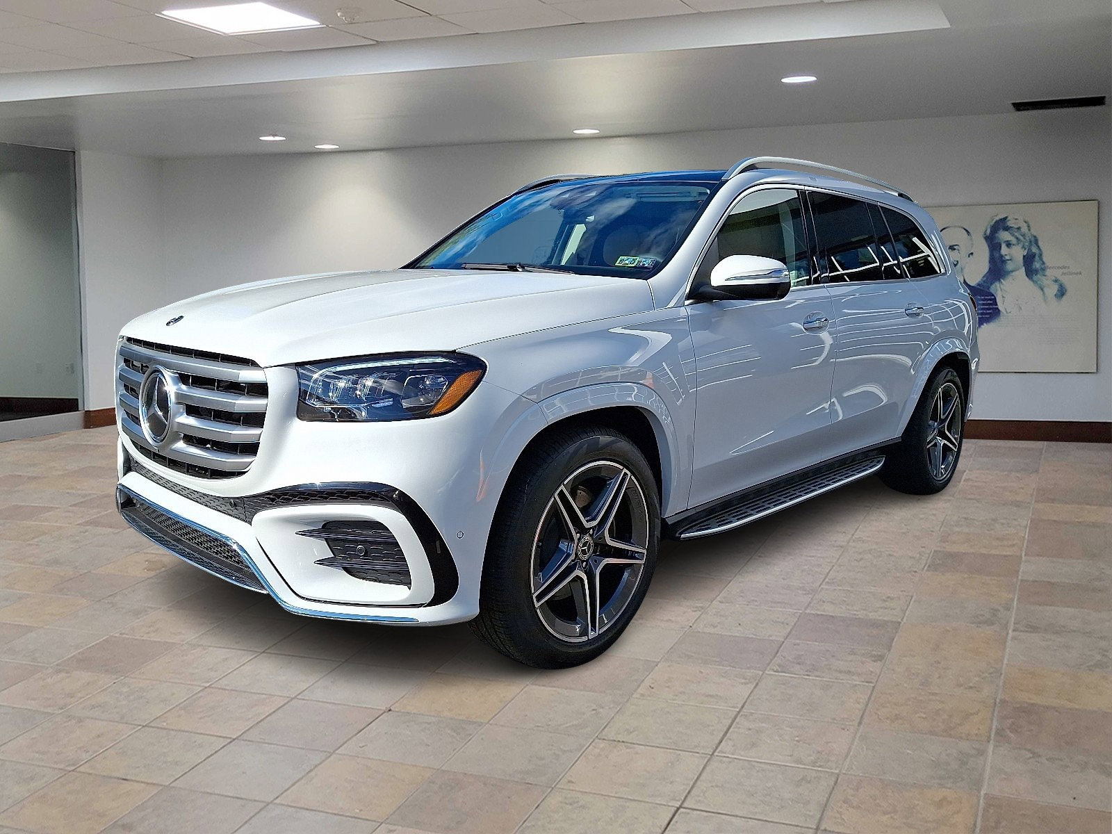 2026 Mercedes Benz GLS 450 4MATIC photo 3